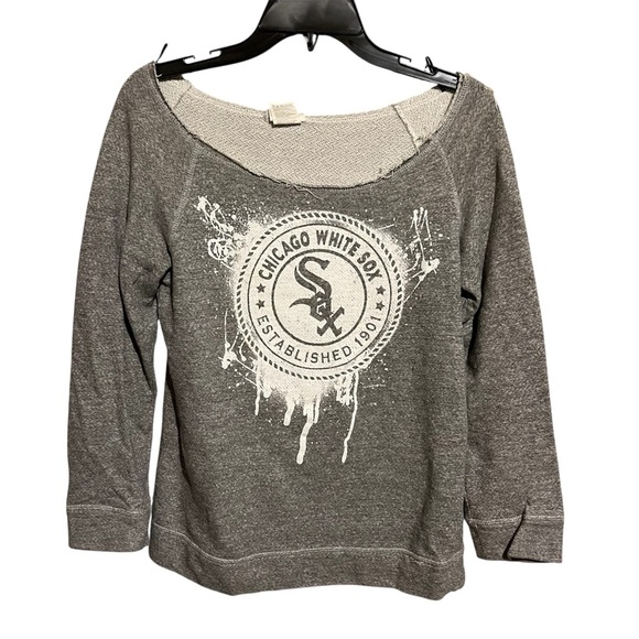 Chicago White Sox Hoodie Women’s Size Large L 5th & Ocean MLB Grey Off Shoulder - Picture 1 of 7
